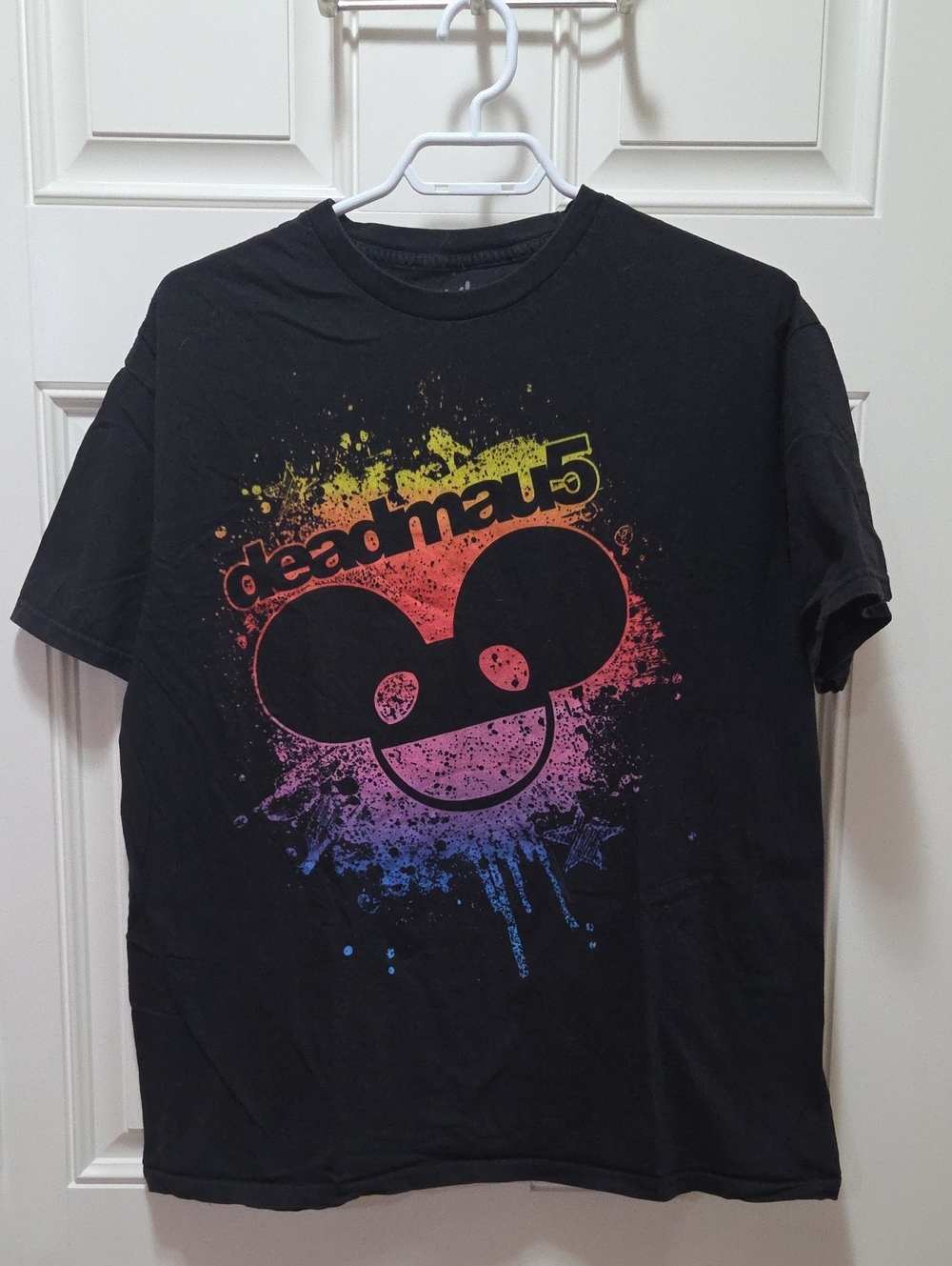 Deadmau5 'Sunset Spray Paint' Black Graphic Tee
